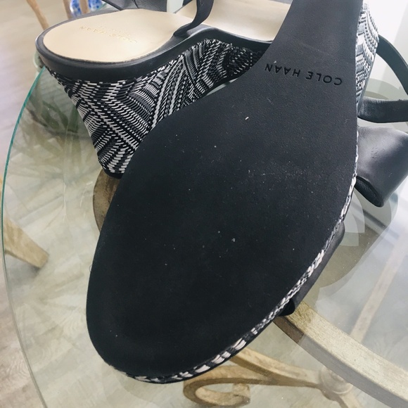 Cole Haan Ravenna black and white wedge sandal 9B - Picture 5 of 7